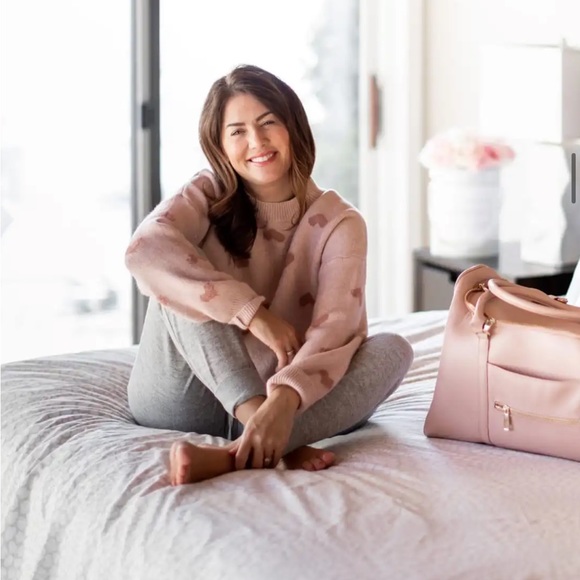 Adora Heart Sweater - Picture 3 of 6